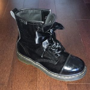 DR MARTENS VELVET AND PATENT LEATHER BOOTS!!!!!!!